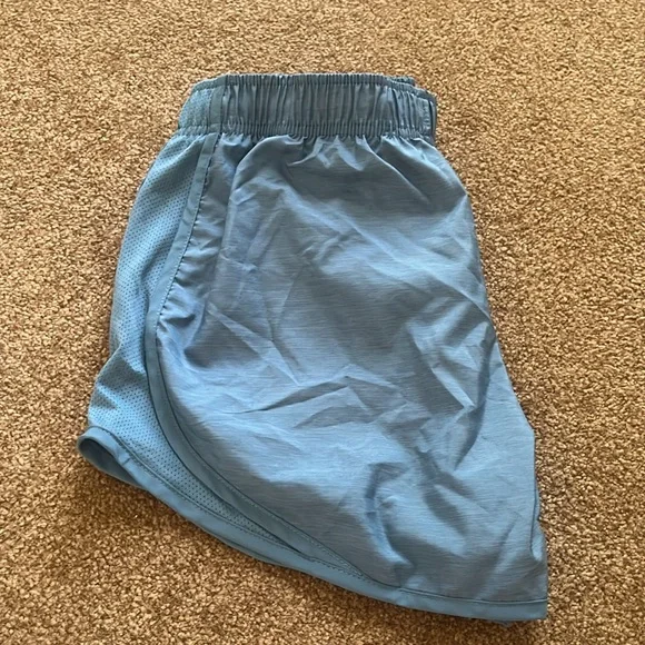 Nike Dri-Fit Extra Small Shorts - Picture 4 of 7